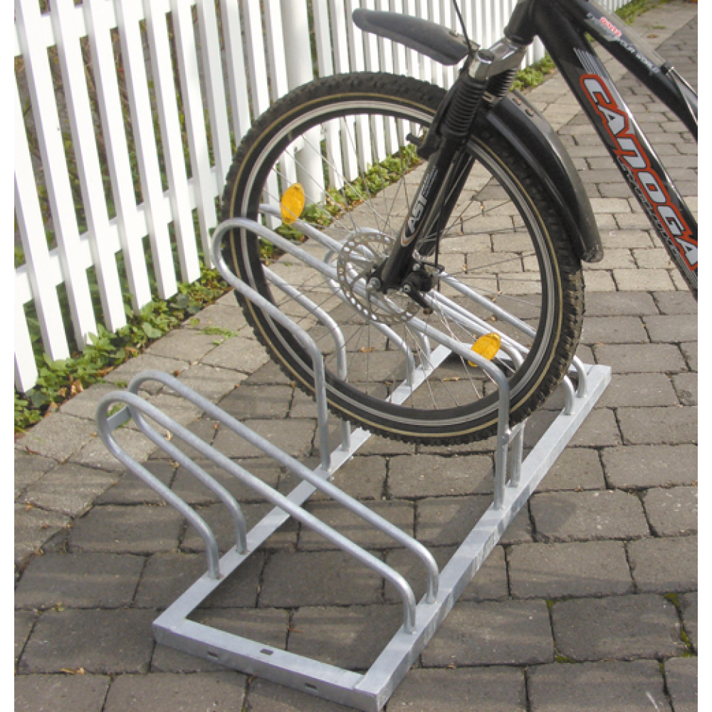 Anwendungsbeispiel Fahrradständer-Bügelparker: Fahrradständer-Bügelparker: 3 Einstellplätze, einseitig Art. 420.30