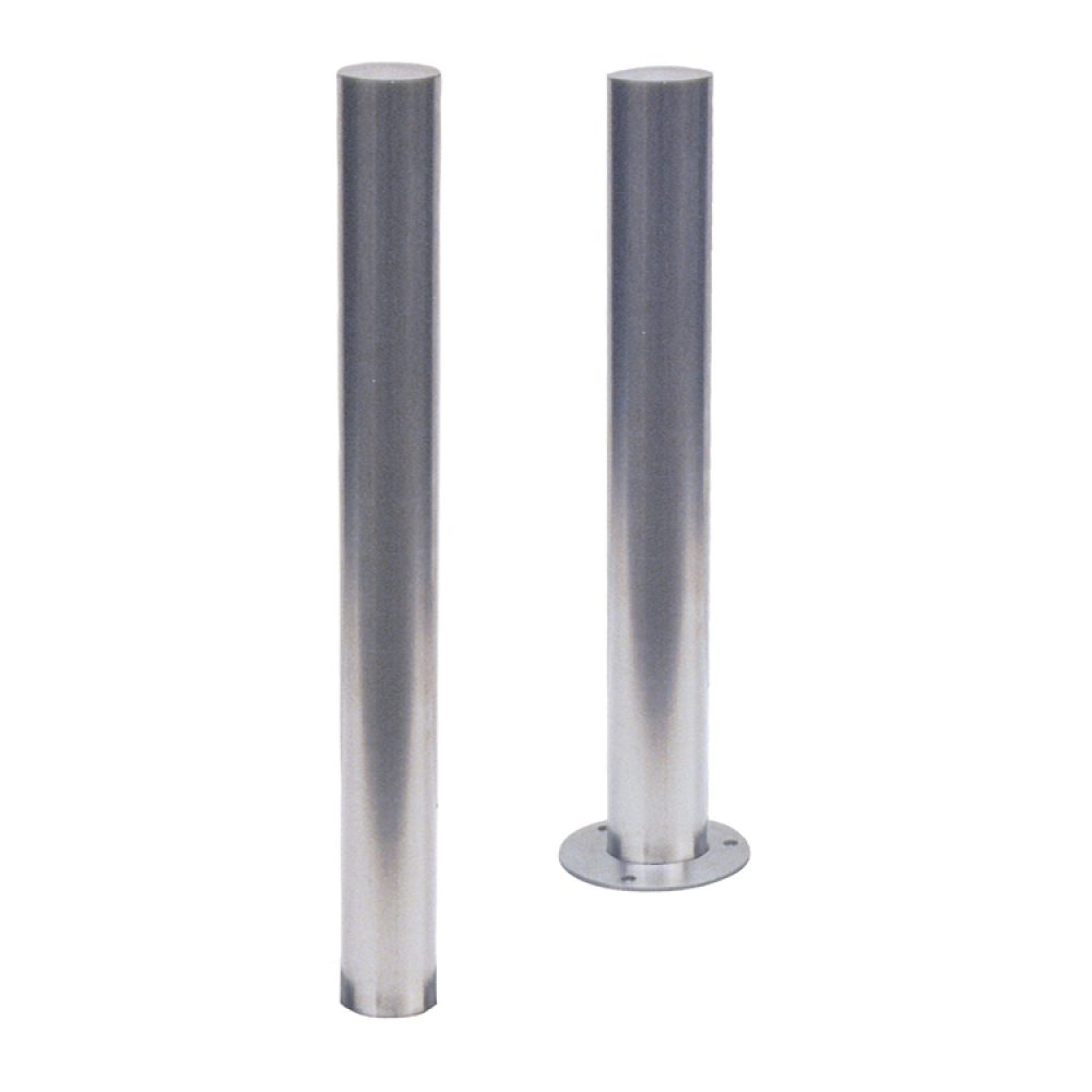 Modellbeispiel: Absperrpfosten -Bollard- Ø 89 mm (links zum Einbetonieren Art. 4089, rechts mit Bodenplatte Art. 4089p)