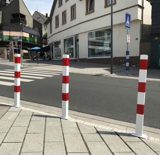 Starre Absperrpfosten